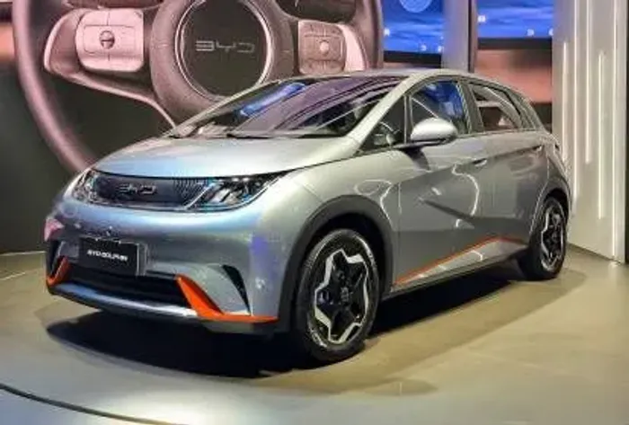 BYD Dolphin EV (Elétrico) 2024
