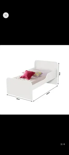 Cama infantil branca e rosa