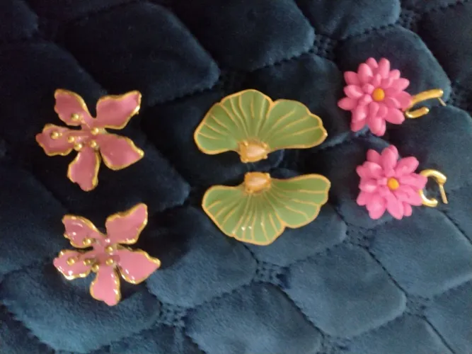 Brincos de flores 