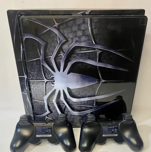 PS3 Slim com 2 controles originais