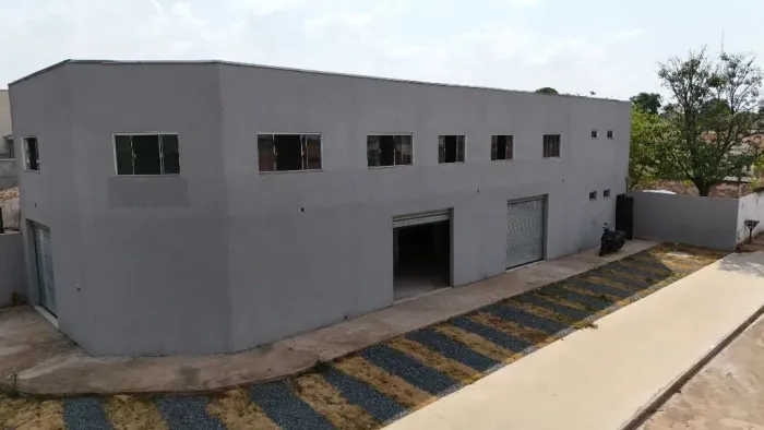 Prédio de 450 m² para alugar por R$ 8.500/mês no Setor Garavelo B - Aparecida de Goiânia/G