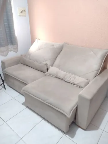 Sofá Retrátil e Reclinável