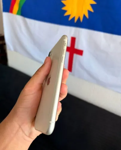 Iphone 11 sem datalhes original