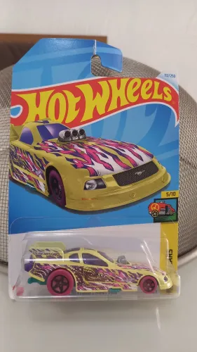 Miniatura Hot Wheels Mustang Funny Car