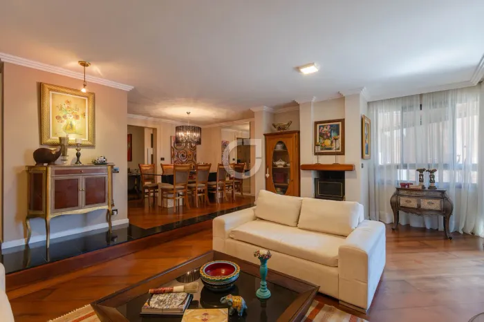 Apartamento à venda no Batel, com 206,41 m² privativos | Curitiba