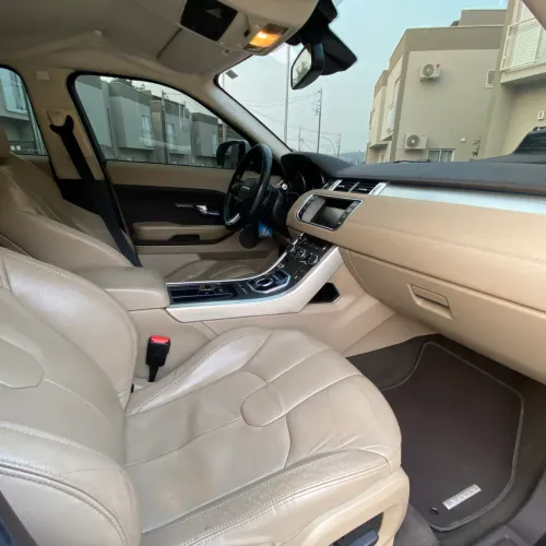 Land Rover Range Rover Evoque Pure 2.0 Aut. 5P 2013