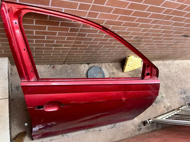 Porta dianteira direita polo 2023