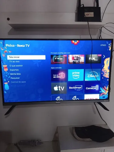 Vendo essa televisão Philco 32 polegadas pouco tempo de uso