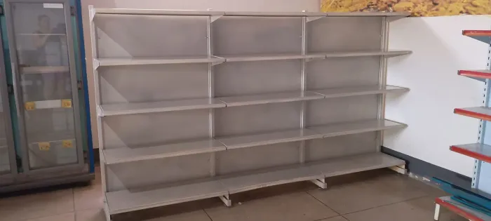 Gondulas em aço 