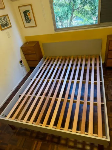Cama de casal Tok&Stok