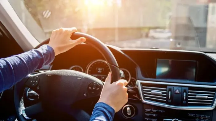 Sou motorista de viagens e entregas particular 