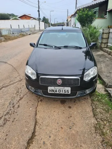 Fiat Siena HLX Dualogic 1.8 MPI Flex 8V 4P 2010