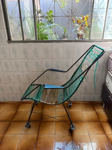 Cadeira de área com rodinha 