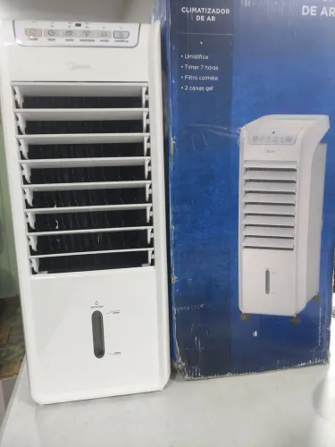 Climatizador de Ar Midea AKAF2 220V Umidificador 5 Litros(Sem Uso)