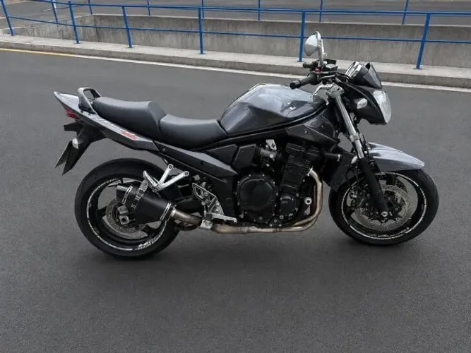 Suzuki bandit 1250s 2013 naked