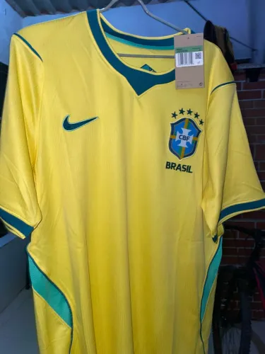 Oportunidade camisas do Brasil novas