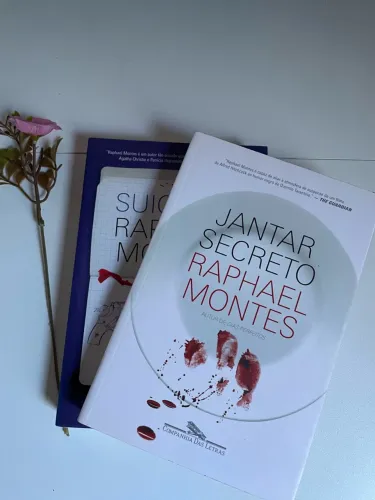 Livros Jantar secreto e Suicidas