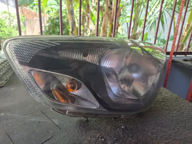 Farol Ford k 