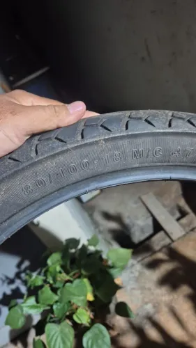 Vendo 2 pneus de moto