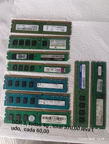 DDR 3 , 4 GB
