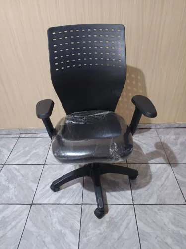 Vendo essa cadeira 300,00 reais 