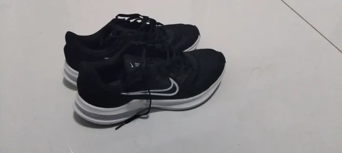 TÊNIS NIKE DOWNSHIFTER 11 TAM 42 ? BEM CONSERVADO!