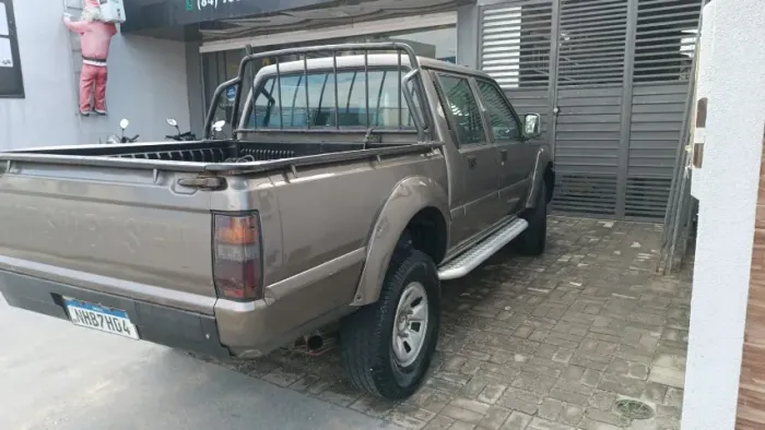 Mitsubishi L200 GL 2.5 4X4 CD Diesel 2007