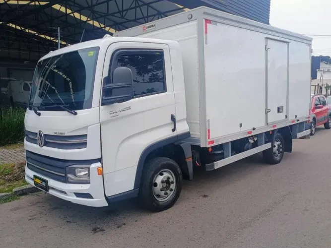 Volkswagen Delivery Express Turbo Diesel (e6) 2023