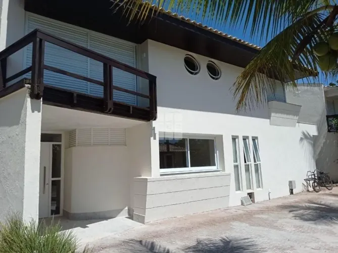 Casa de luxo em condomínio na Baleia, São Sebastião-SP: 5 quartos, 5 suítes, 6 banheiros,