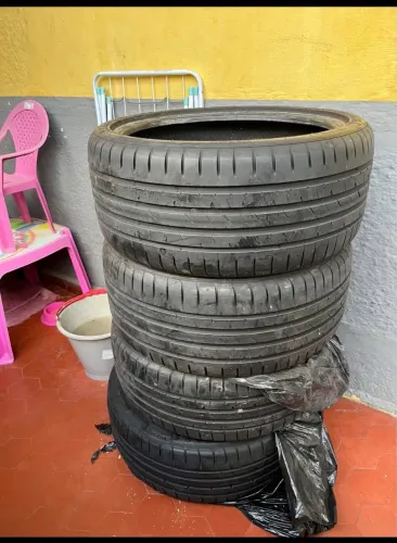 Pneus Goodyear Eagle f1 runon flat 