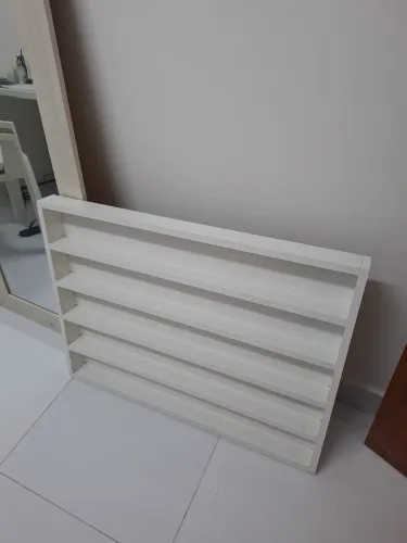Esmalteiro para salão