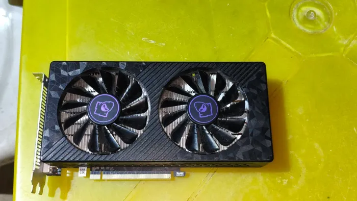 RX 590 GME COM DEFEITO