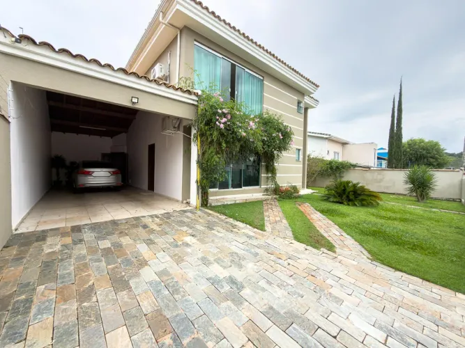 Casa Residencial de 4 suítes com piscina e varanda gourmet no Shin CA 6 LAGO NORTE