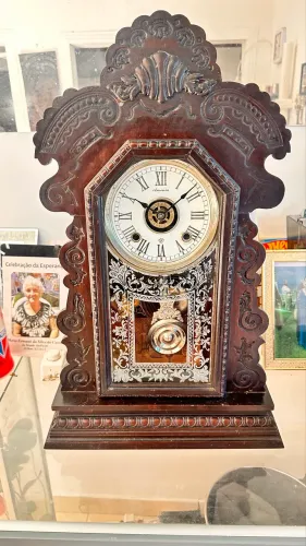 Vendo relógio de parede antigo 1886
