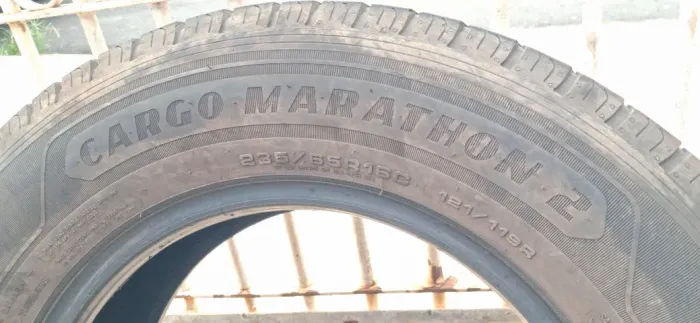 Pneu 235/65/16 Goodyear Marathon (Par)