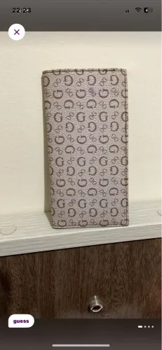 Carteira Guess