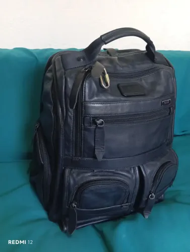 Mochila Tumi de couro legítimo original 