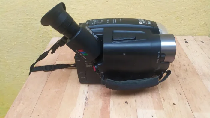 Camera Filmando Retro 