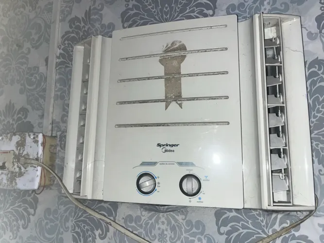 Vendo ar-condicionado em perfeito estado