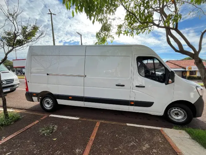 Renault Master 2.3 DCI Extra Furgão 16V Diesel 2024