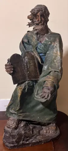 Escultura de Moisés