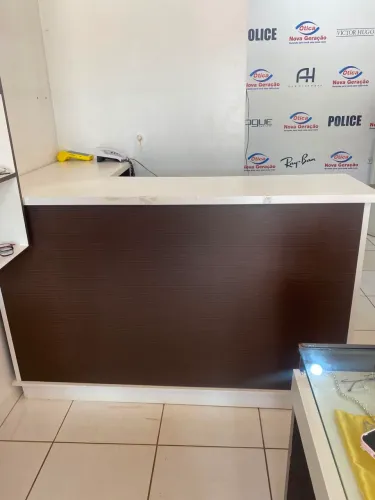 Balcão para loja ou atendimento