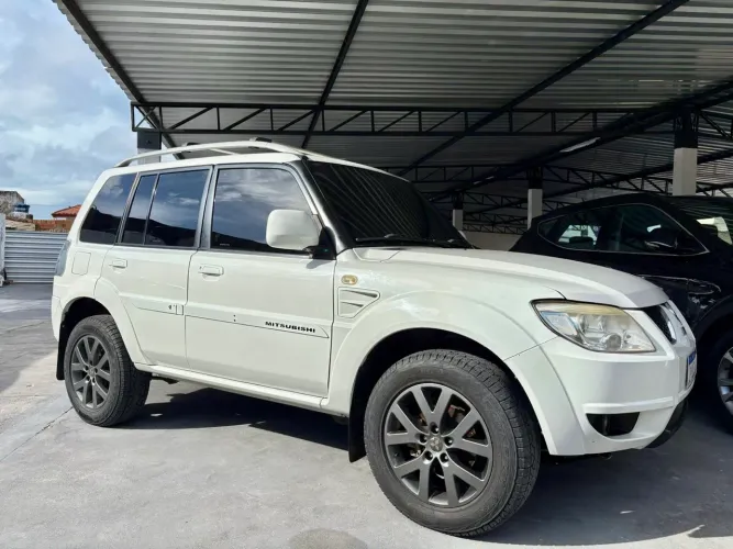 Mitsubishi Pajero TR4 2.0 Flex 16V 4X2 Aut. 2015