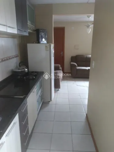 Apartamento à venda no bairro Lomba do Pinheiro com 42 m² e 2 dormitórios/quartos.