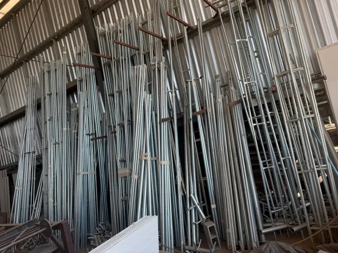 Tenda piramidal 5x5 usadas