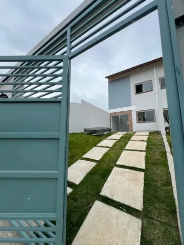 Excelente Casa Duplex 3 Quartos | R$ 349.000,00 em Caminho da Serra