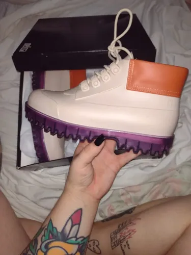 Bota Melissa Ares - NOVA