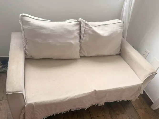 Vendo sofá dois lugares