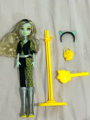 Boneca Monster High- Frankie Stein Freaky Fusion