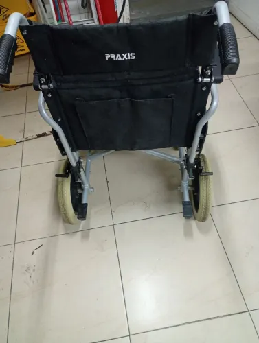 Cadeira de rodas praxis